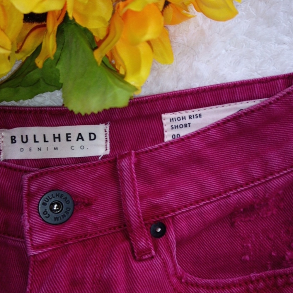 BULLHEAD Distressed High Waist Denim Shorts sz 00 / XXS Red Burgandy - Picture 2 of 6